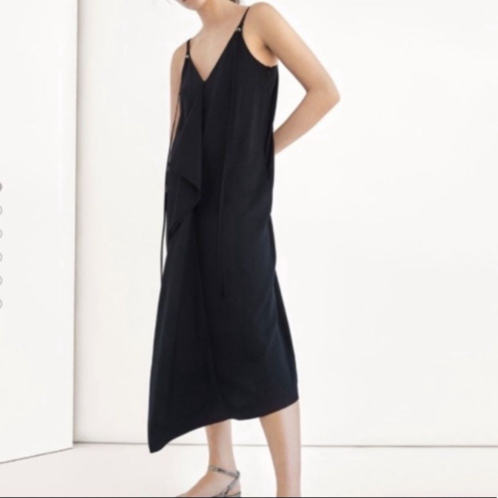 Massimo Dutti Black Ruffle Front Dress Size 4 V Neck Nwot Small
